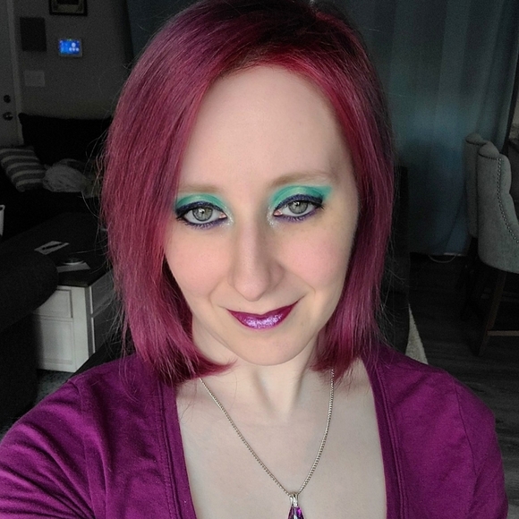 Meet your Posher, Rachel - Picture 3 of 13